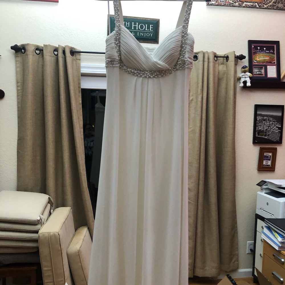 Beach wedding dress
